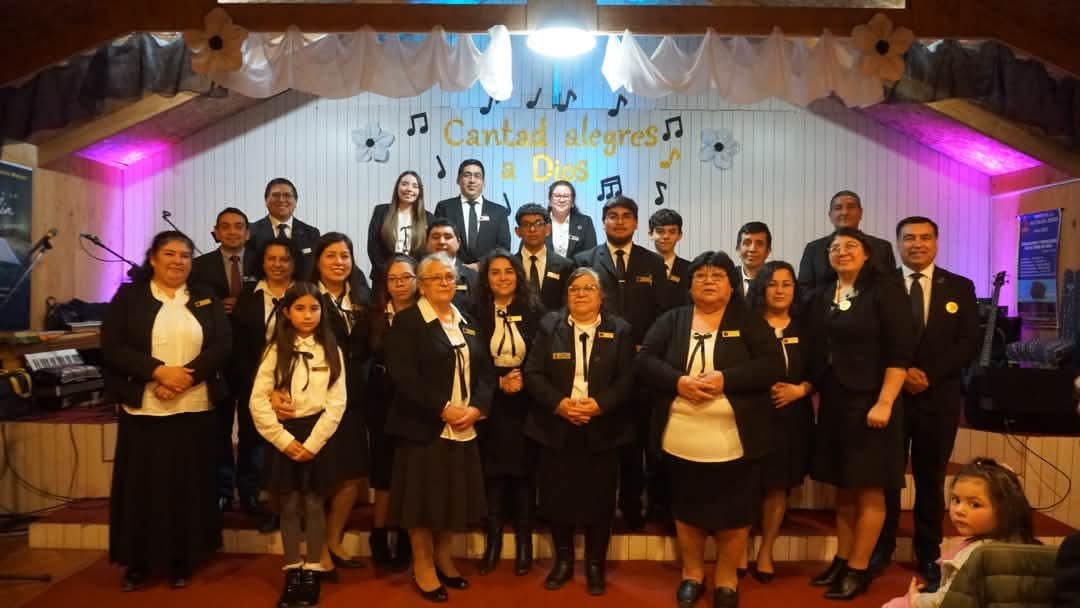 Cumis nacional da la bienvenida a nuevos coristas a sus filas